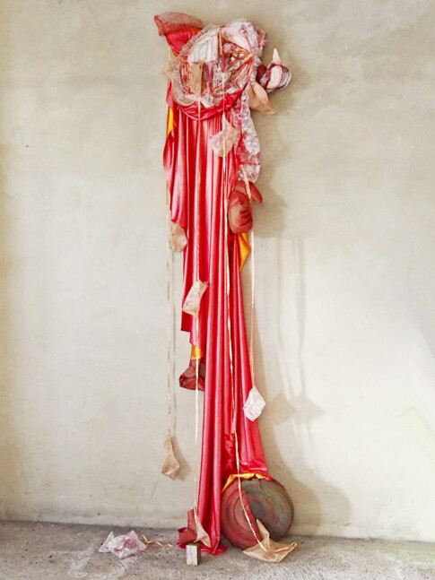 TOURNIS - Installation murale