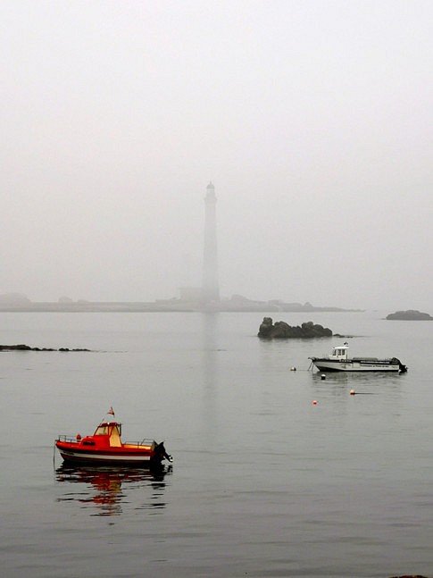 Brume sur le phare de l'Ile Vierge